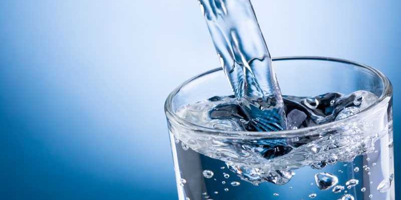 «Инвитро» расширяет линейку собственной питьевой воды: скоро в каждом медофисе компании